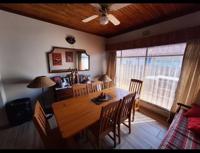4 BEDROOM HOUSE FOR SALE IN VANDERBIJLPARK SE 7